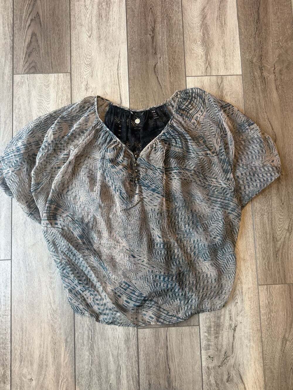 BKE Boutique Boho Lace Dolman Sleeve Blouse S/M